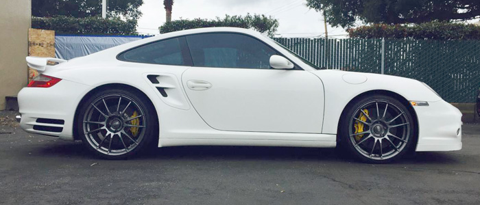 white 997